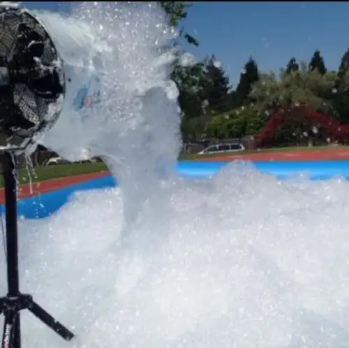 Foam Machine for Kids’ Parties and Summer Activities2