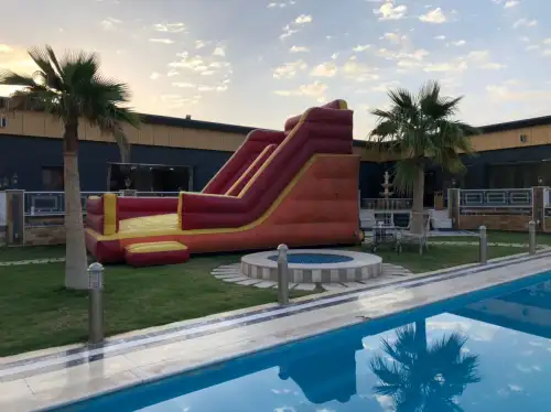 Dry Inflatable Slide for Fun and Challenges4