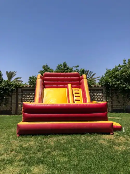 Dry Inflatable Slide for Fun and Challenges