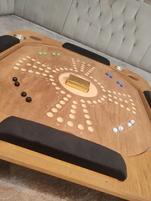 Floor Jeekaroo Table for Board Games 131 2
