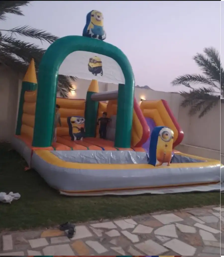 نطيطة هوائية مع زحليقة ومسبح