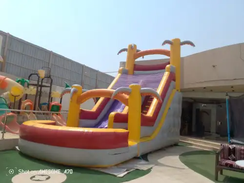 زحليقة مائية نفخ2
