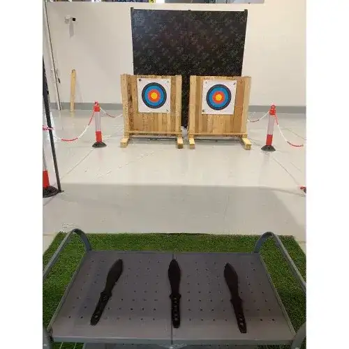 Knife Throwing Range Rental 118