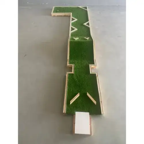 Mini Golf Game 01622